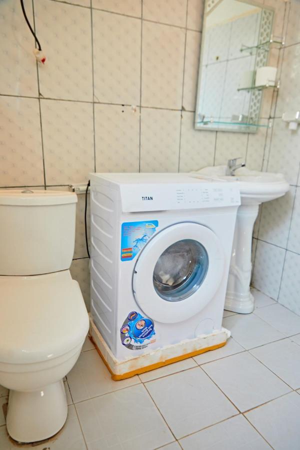 Appartement Avec Vue Panoramique Two Or Three Rooms Yaounde Ngoại thất bức ảnh