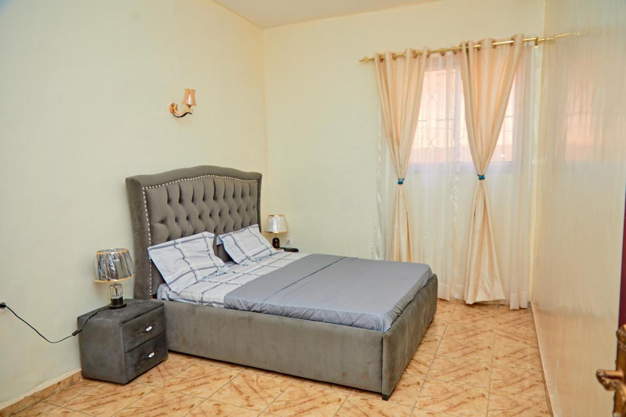 Appartement Avec Vue Panoramique Two Or Three Rooms Yaounde Ngoại thất bức ảnh