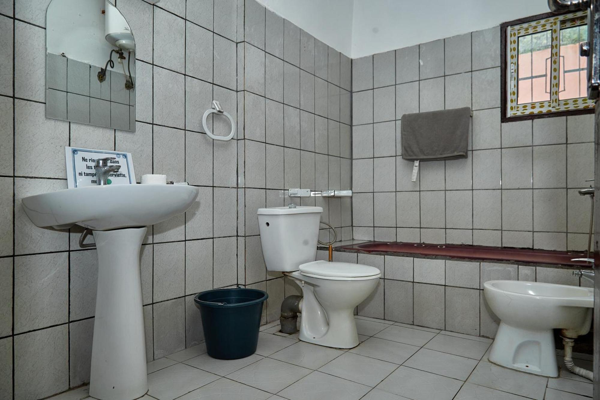 Appartement Avec Vue Panoramique Two Or Three Rooms Yaounde Ngoại thất bức ảnh