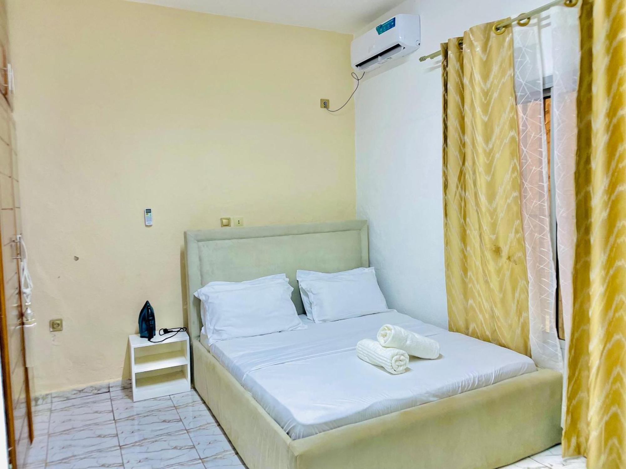 Appartement Avec Vue Panoramique Two Or Three Rooms Yaounde Ngoại thất bức ảnh