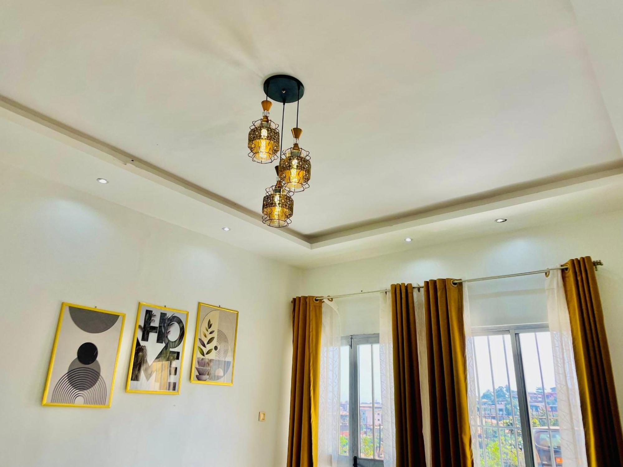 Appartement Avec Vue Panoramique Two Or Three Rooms Yaounde Ngoại thất bức ảnh