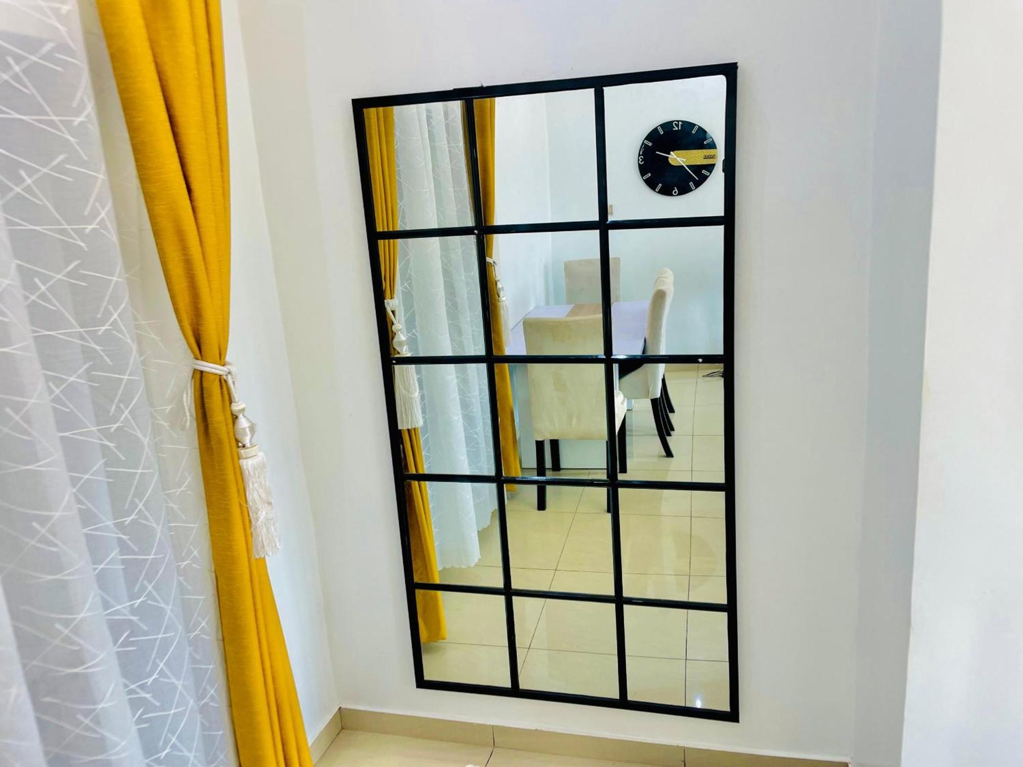 Appartement Avec Vue Panoramique Two Or Three Rooms Yaounde Ngoại thất bức ảnh